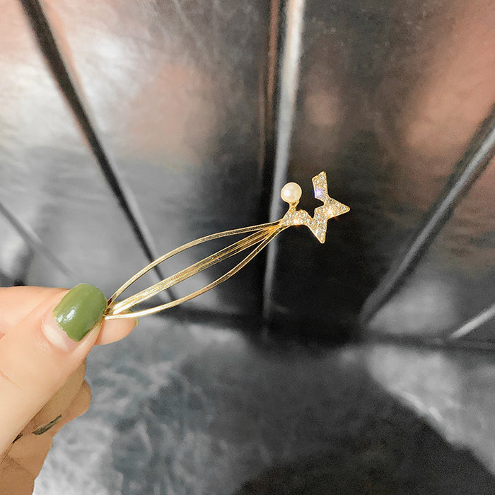 Pentacle clip with diamonds