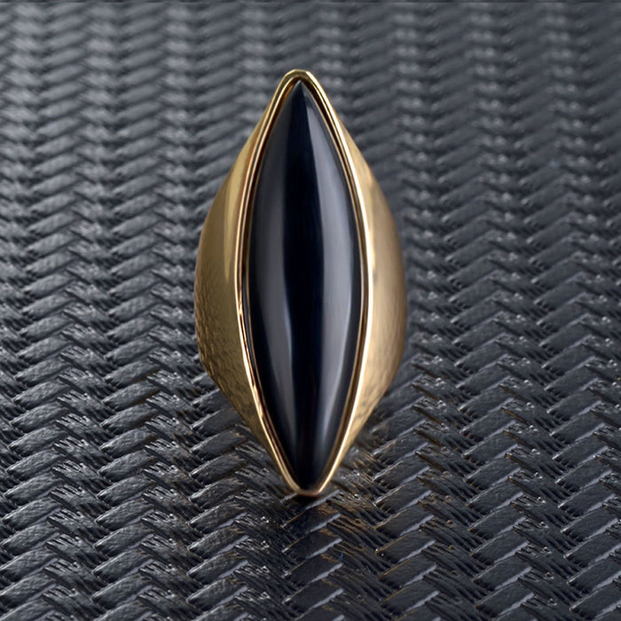 European And American Jewelry  Vintage Gemstone Ladies Ring