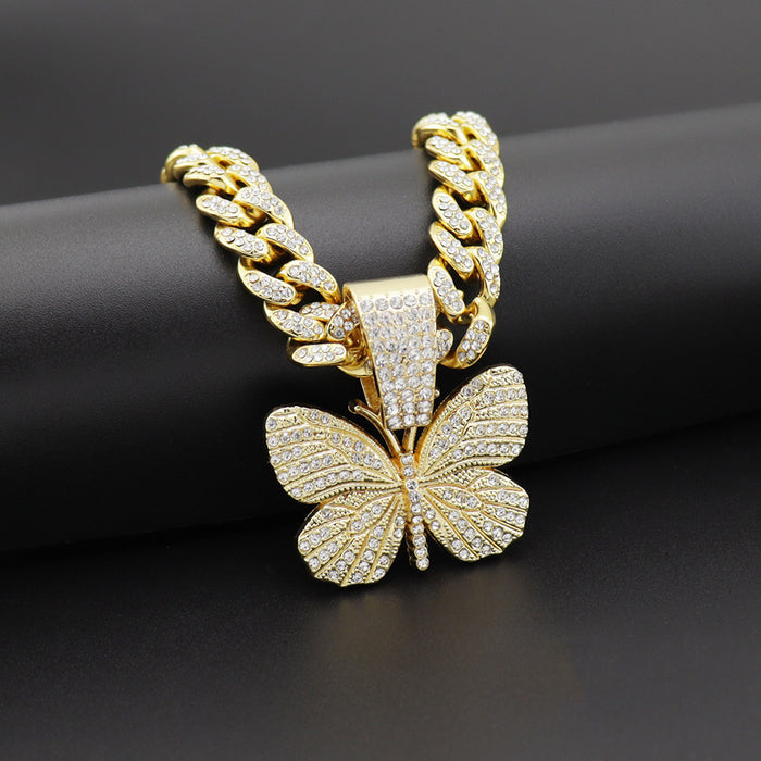 Sparkling Butterfly Pendant

Rhinestone Butterfly Necklace

Luxury Butterfly Jewelry

Fashion Diamond Necklace

Elegant Butterfly Necklace

Diamond Butterfly Pendant

Butterfly Necklace for Women

Butterfly Jewelry Gift

Butterfly Diamond Necklace