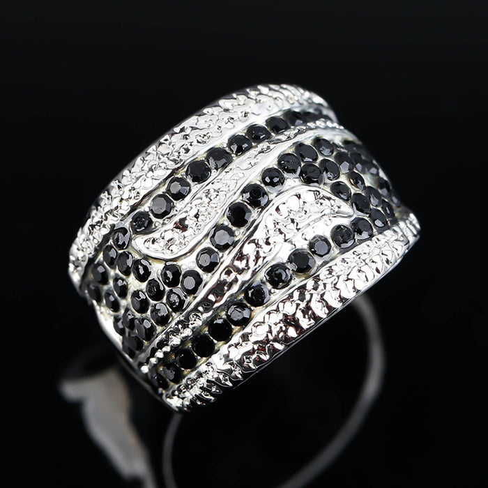 Zircon Ring With Diamonds